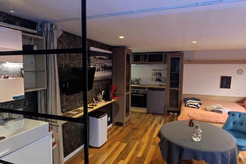 Studio Paisible Et Balneo Vezin-le-Coquet Εξωτερικό φωτογραφία